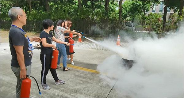 突擊式消防演練，安全生產(chǎn)沒有彩排！